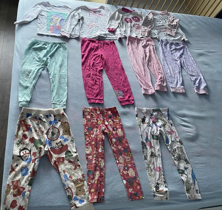 Lot pijamale fetiță mărimea 104