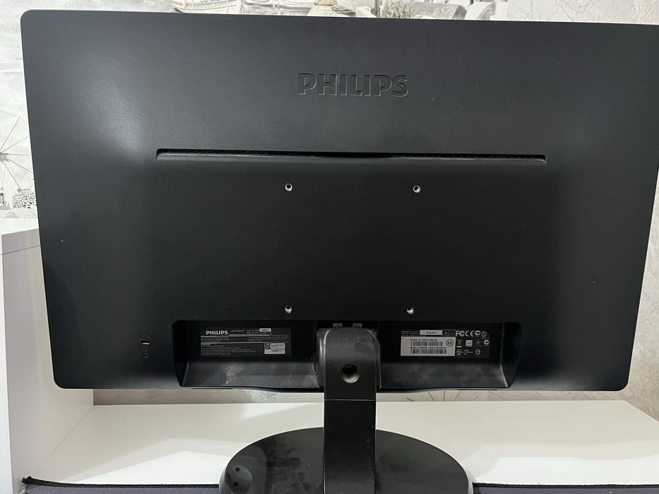 Продам монитор Philips