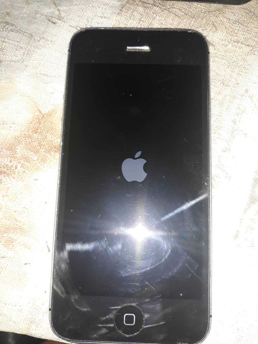 Телефон Iphone/Айфон 5