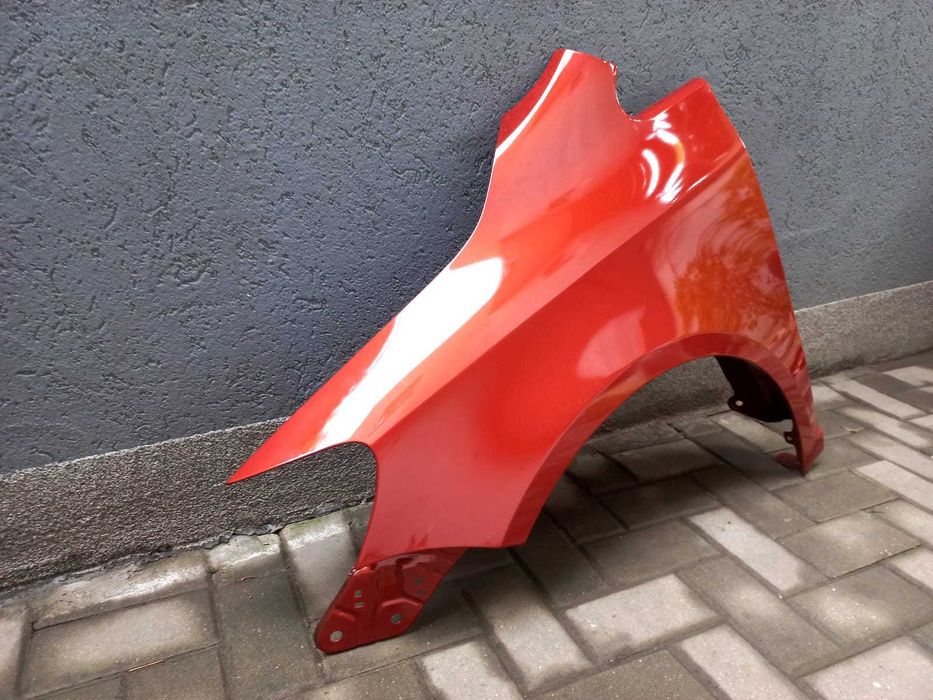 Aripa Fata Stanga VW Golf 5/V Plus 2005-2009 Vopsita Portocaliu