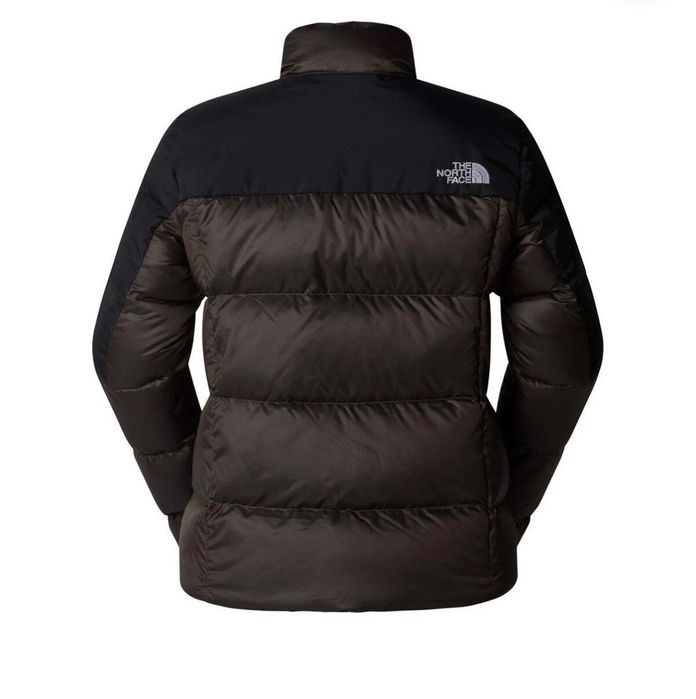 Дамско яке The North Face Diablo Down 2.0 в тъмнокафяв и черен цвят с 700 cuin пълнеж от гъши пух.