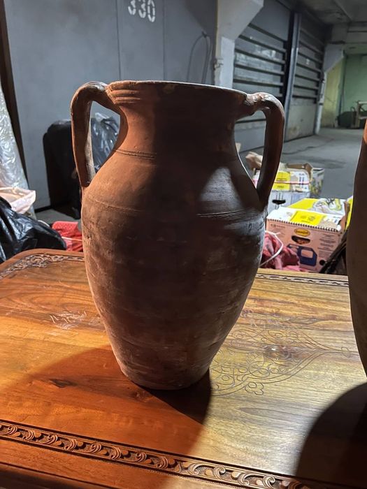 Кувшины, примерно 3-5 век.