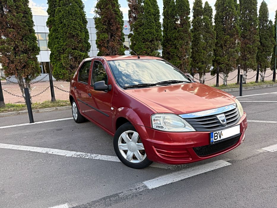 DACIA Logan
