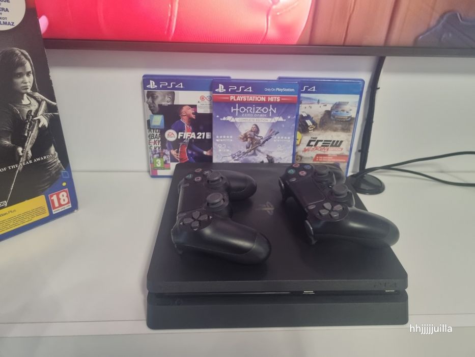Vand PlayStation 4 1 tb
