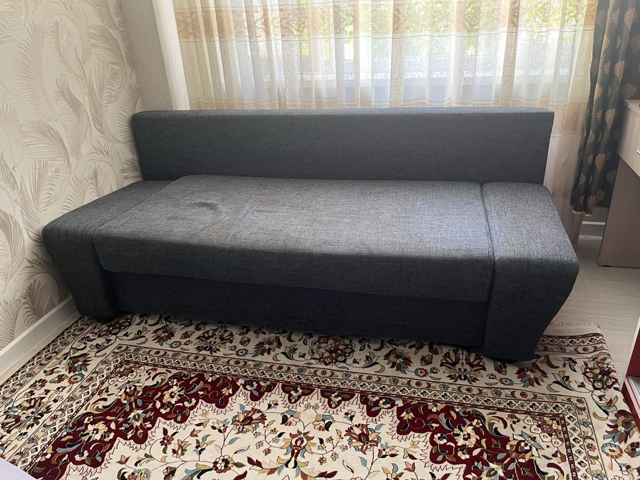 Отдам даром диван