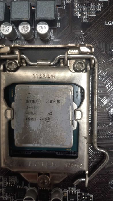 Gaming Ieftin - Placa de Baza Gigabyte H110 + Procesor i5-6500