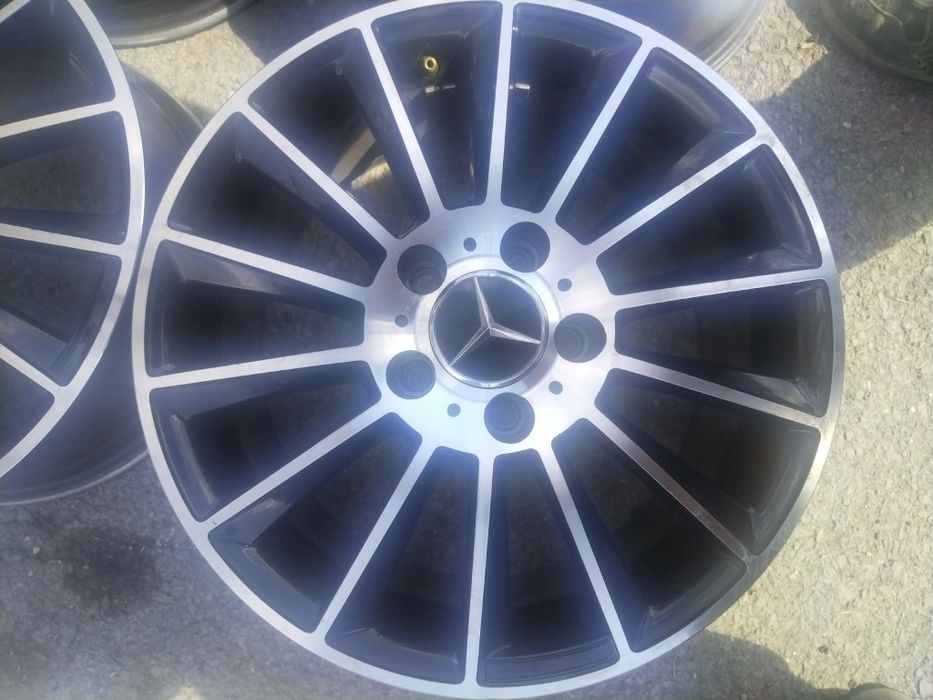 Джанти за Mercedes AMG 16” AMG 
7.5x16 5/112 ET 45 66.6 Черен мат с по