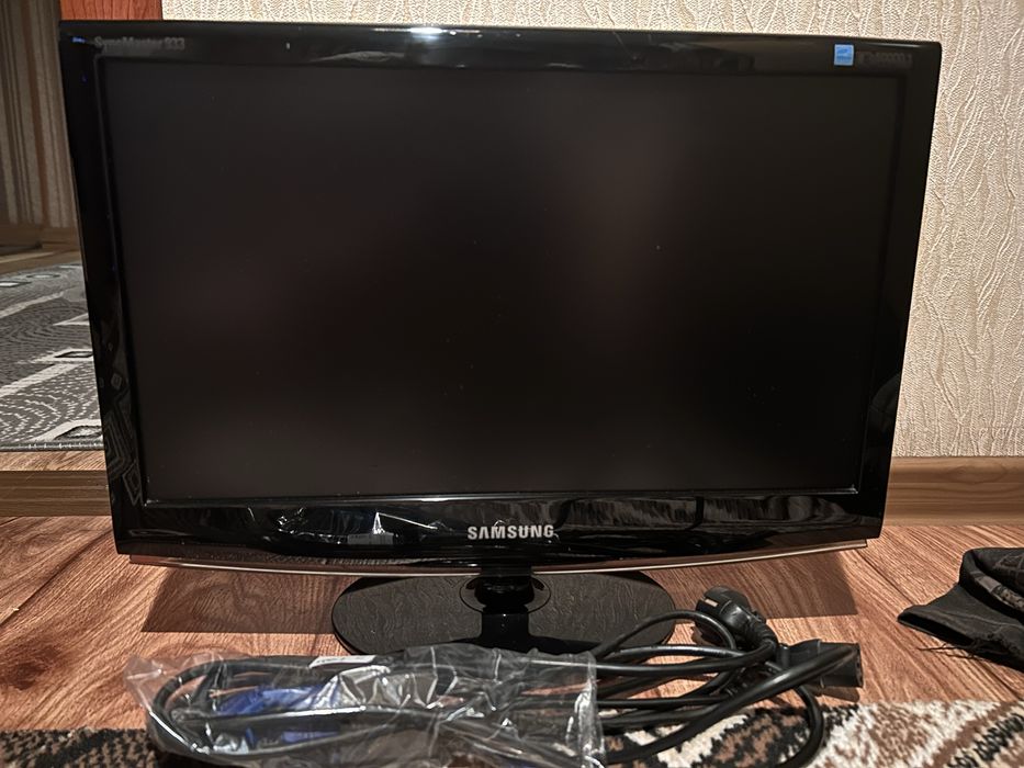 Продам монитор