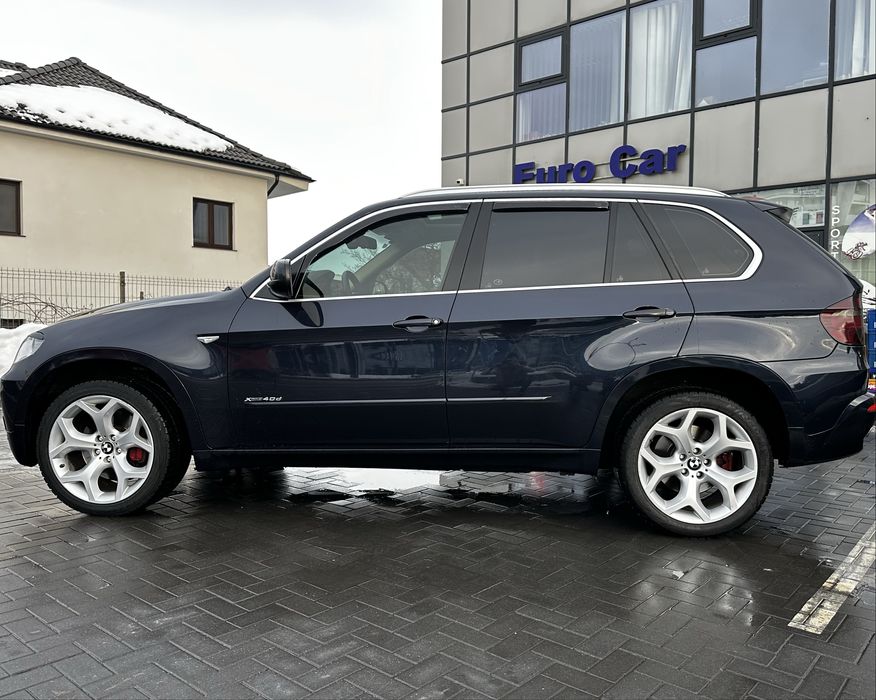 OCAZIE ! Bmw X5 e70 , IMPECABIL, dotarii full, foarte intretinut.
