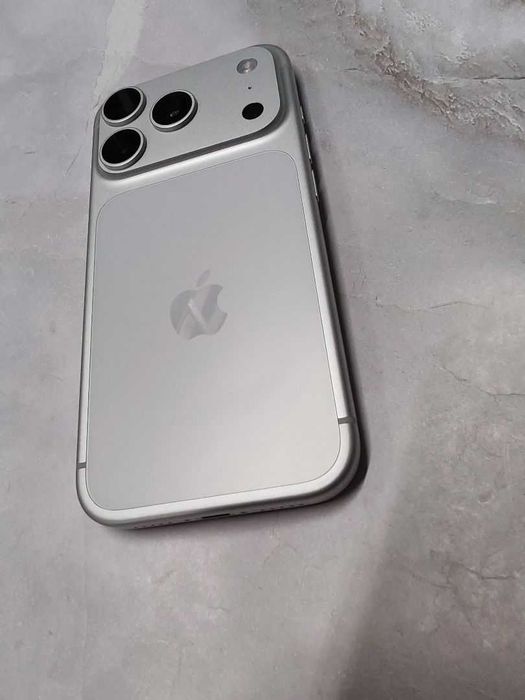 Apple iPhone 17 Pro ( Актау 6-36) лот 121\0550
