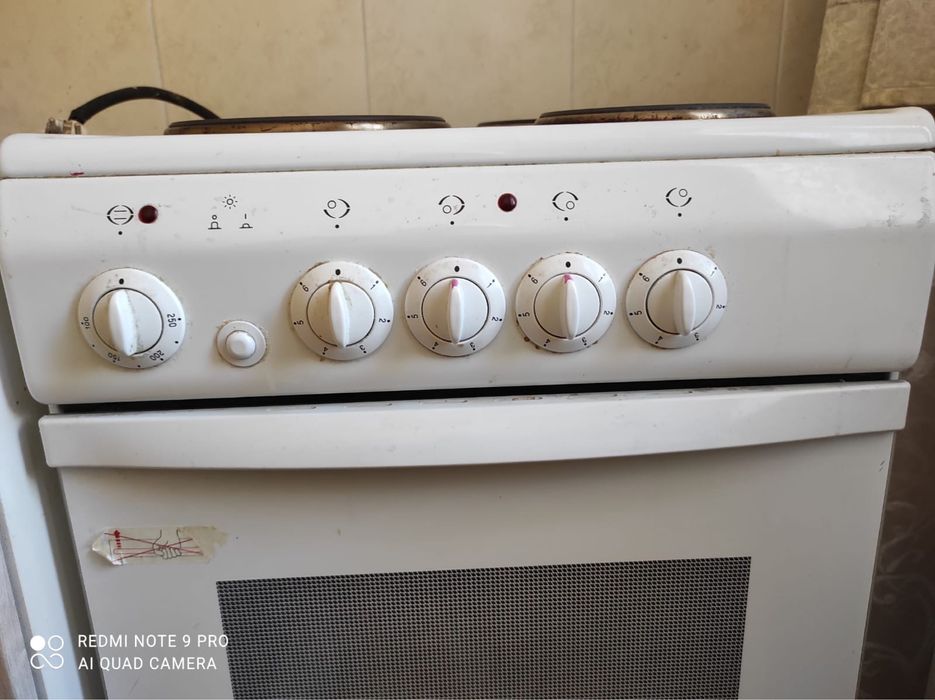 Электроплита Deluxe