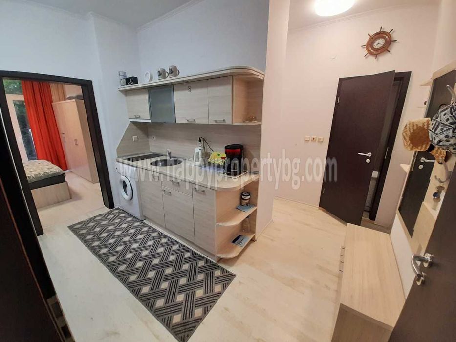 Продава се Тристаен апартамент в к.к. Слънчев бряг - 70 кв.м за 1100 €/кв.м - Снимка #4