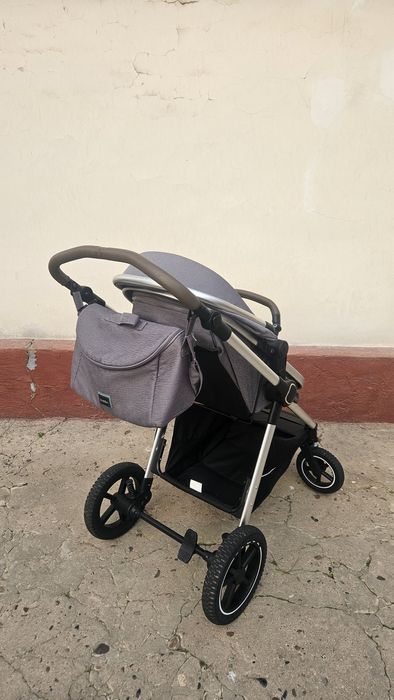 Коляска универсальная 2 в 1 Kidilo H6 серый цвет.