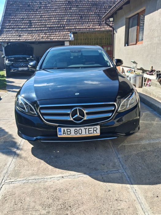 Vand mercedes eclass 14300 Euro  fiscal pe loc merita văzut mașina cu consum mic am schimbat motorul