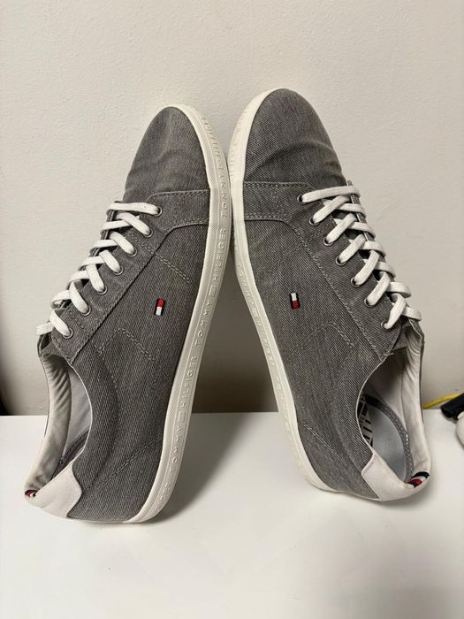 Tenisi Tommy Hilfiger