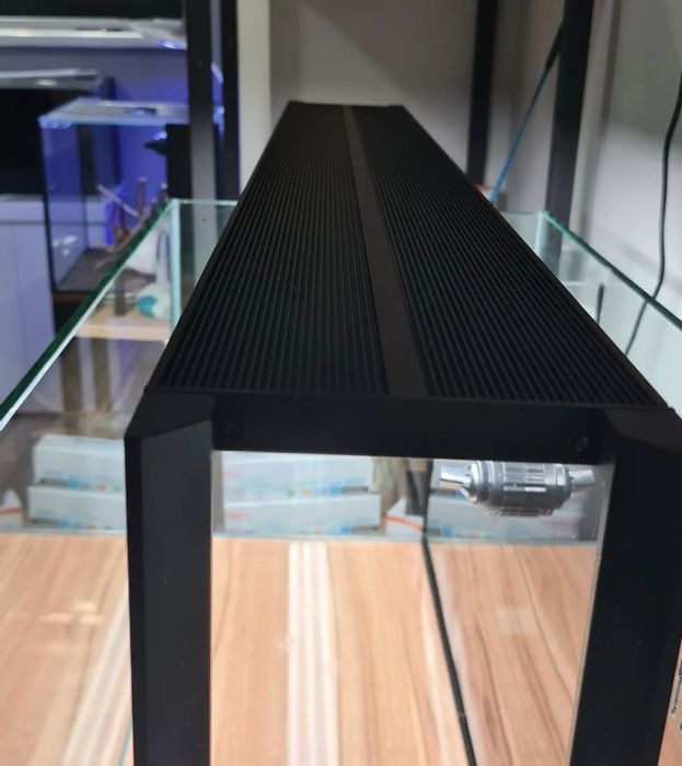 WRGB Светильникиl травник