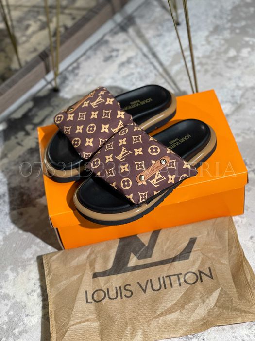 Papuci Louis Vuitton - Pool Pillow Mules