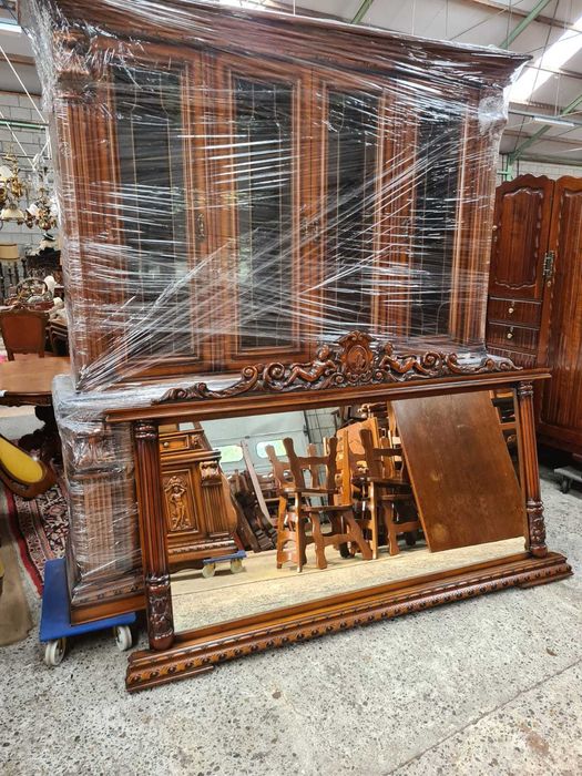 Старинна мебел от Холандия