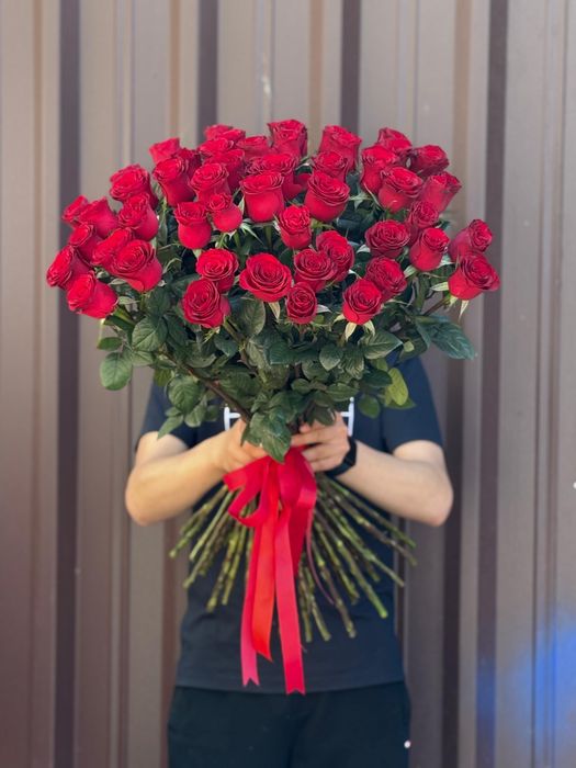 51 роза(80-90см) 17500