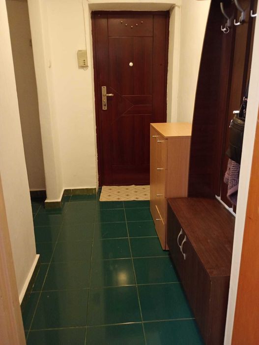 Ofer spre inchiriere apart. 2 camere in Drumul Taberei