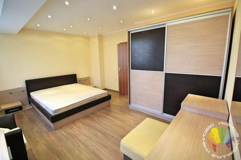 Дава се под наем Двустаен апартамент в Бургас, Изгрев - 75 кв.м за 459 € - Снимка #11