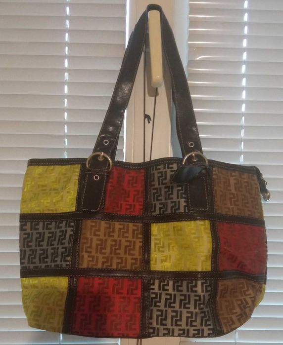 Дамска цветна чанта