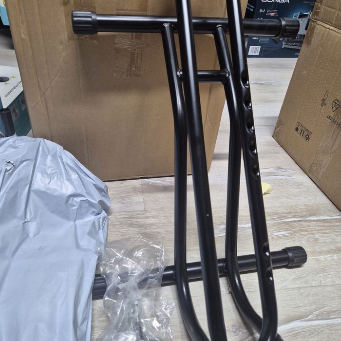 Практична  стойка за планински/електрически/пътни/детски велосипеди.