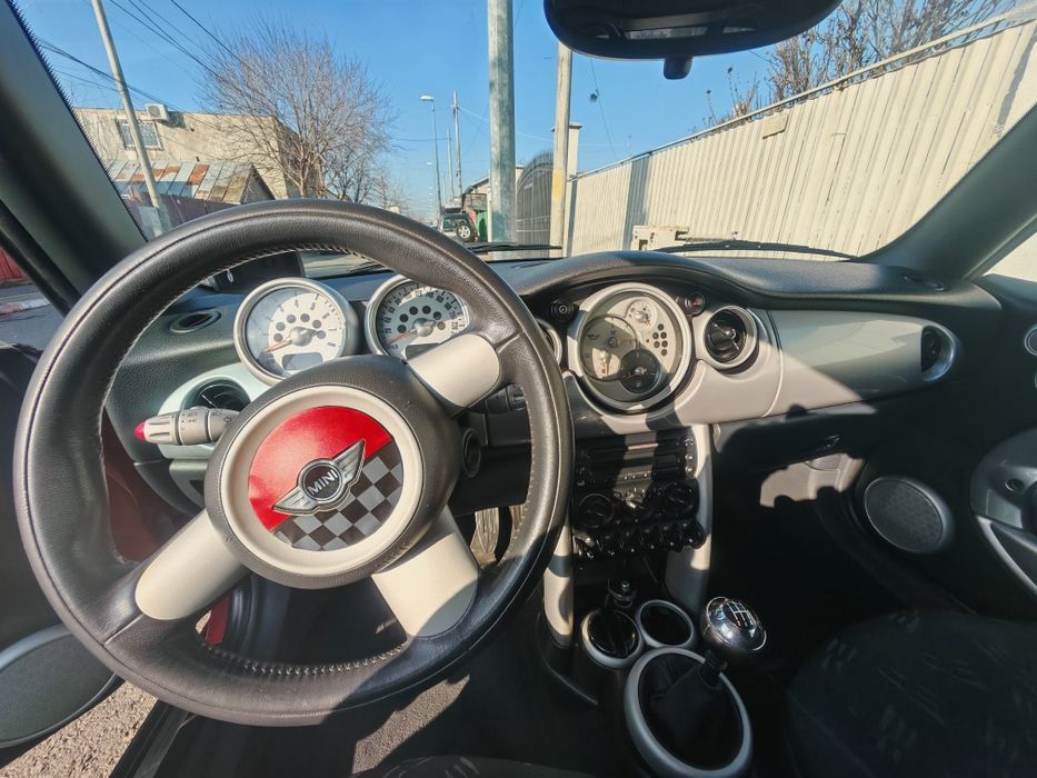 Mini Cooper One Cabrio, 145.000 km, 2008, foarte  întreținut.