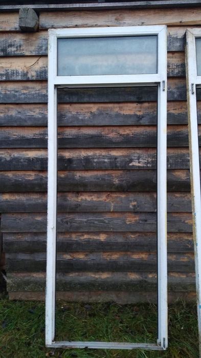 Tamplarie pvc cu sticla termoizolanta