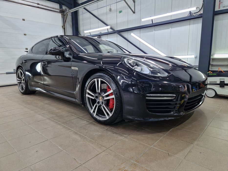 Porsche Panamera 4.8  PDK Turbo