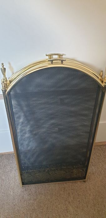 Șemineu gard de foc