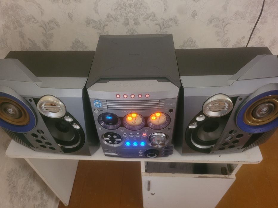 Philips FW-M777 музикалний сентир калонка