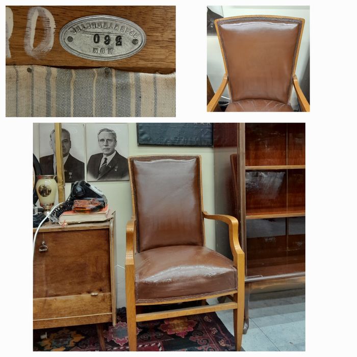 Мягкая мебель эпохи СССР.