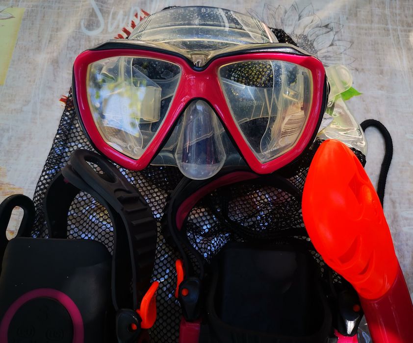 Детски комплект за гмуркане - плавници, шнорхел и очила