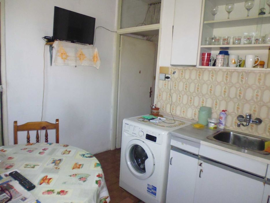 Продава се Двустаен апартамент в София, Люлин 10 - 61 кв.м за 2296 €/кв.м - Снимка #12