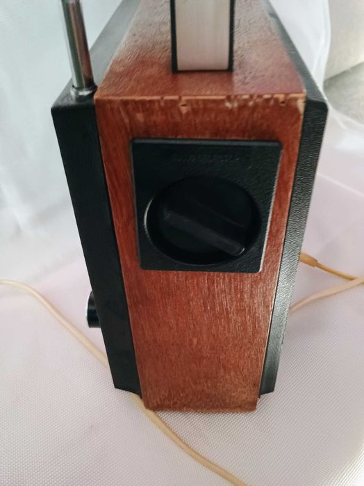 Aparat radio SELENA B211