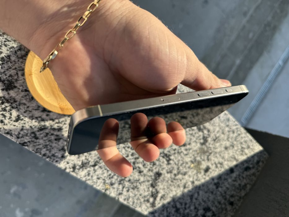 iPhone 15 Pro Max 512 GB, neverlocked