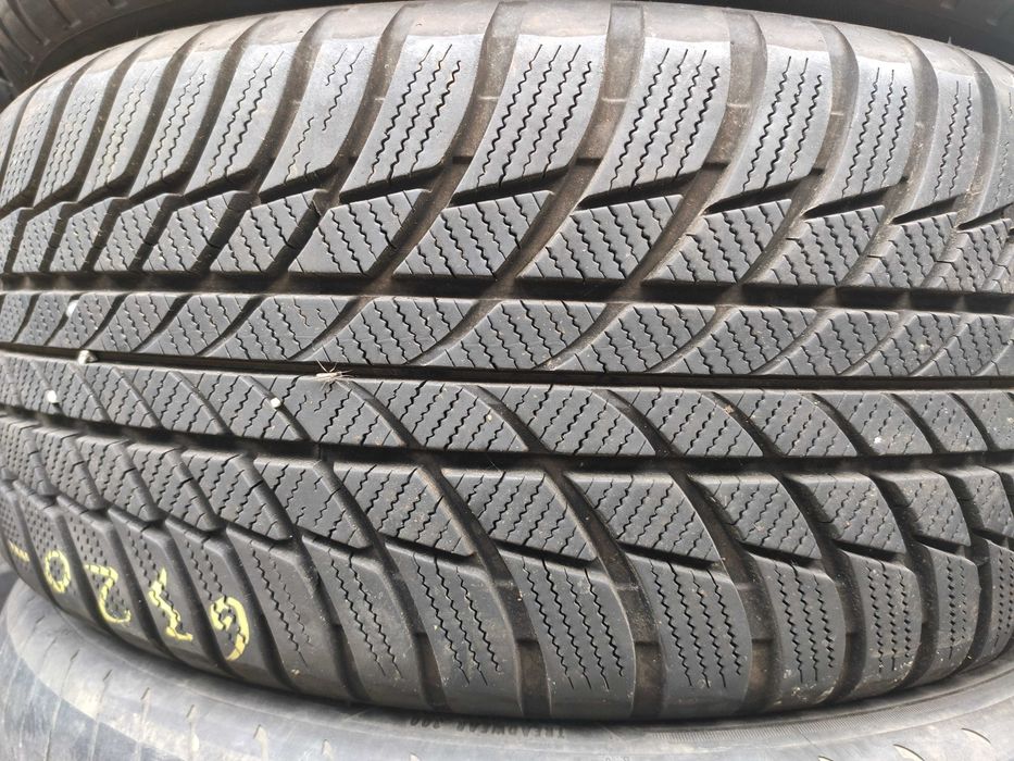 4бр Зимни гуми 225 50 17 - Bridgestone - DOT 2022