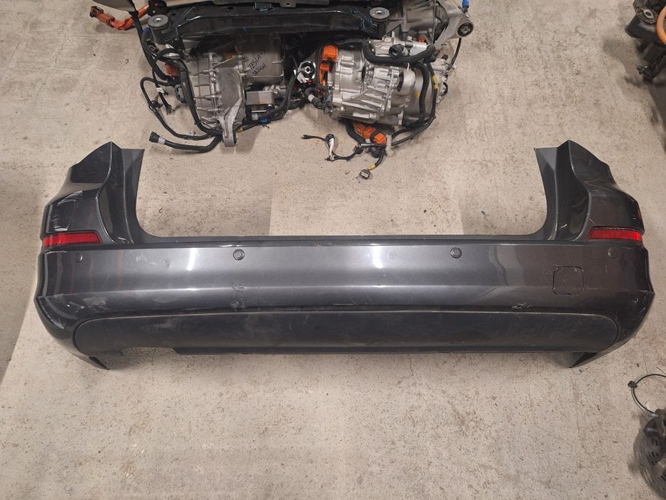 Задна броня с парктроници Opel Astra J combi / Опел Астра комби 2012г.