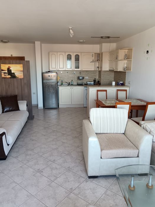 Продава се Двустаен апартамент в Свети Влас - 70 кв.м за 1929 €/кв.м - Снимка #4