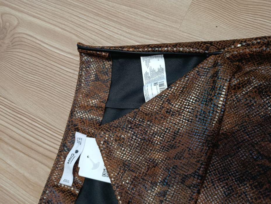 Fustă nouă cu etichetă MNG casual