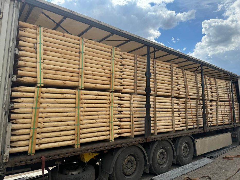 Продам колья деревянные.