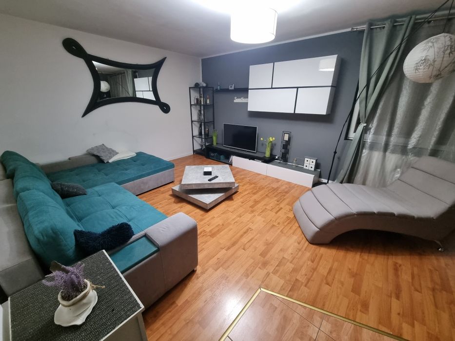 Vand mobilier apartament întreg  + electrocasnice