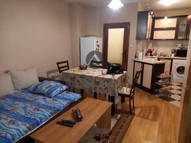 Продава се Двустаен апартамент в Пловдив, Кършияка - 56 кв.м за 1518 €/кв.м - Снимка #1