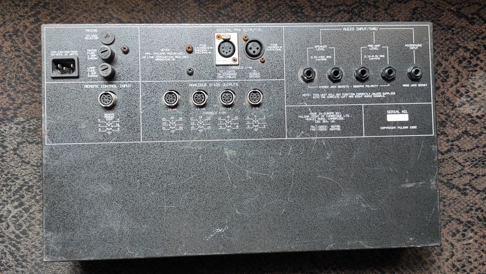 Pulsar Masterpiece 48 DMX контроллер