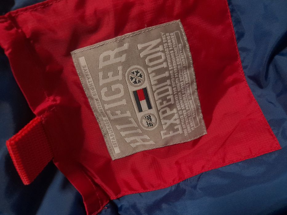 Tommy Hilfiger мъжки елек M размер.