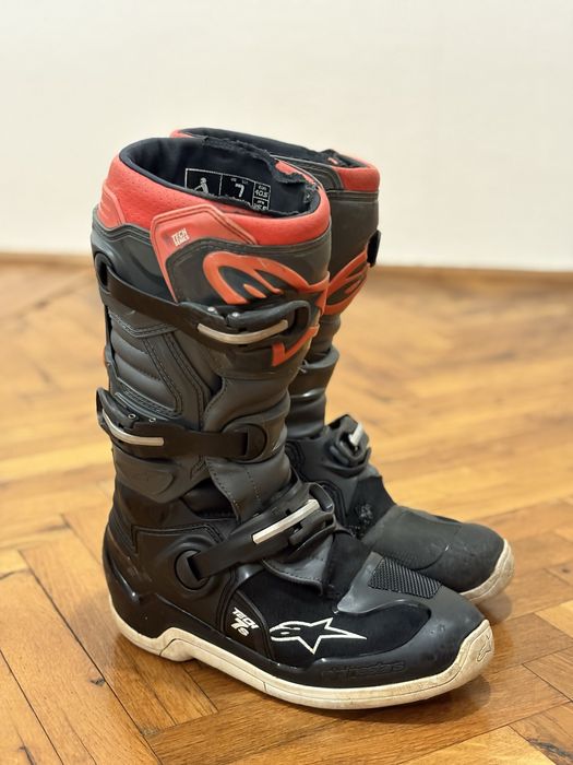 Alpinestars tech 7s