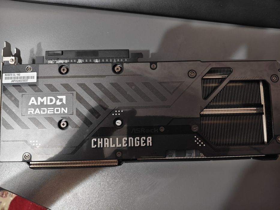 Видеокарта 9070 16gb