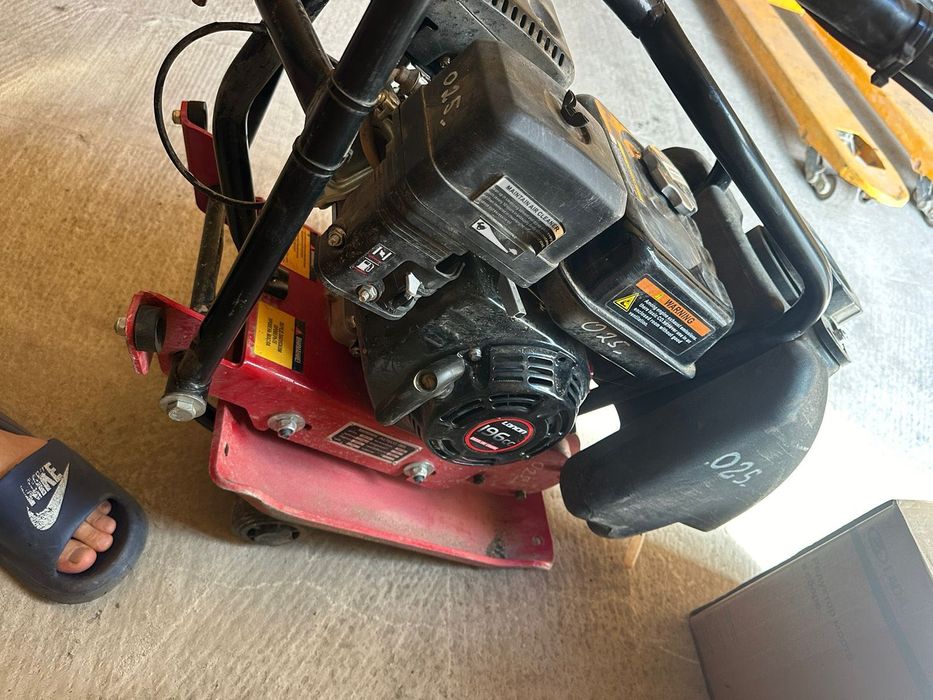 Вибро плита Алтеко