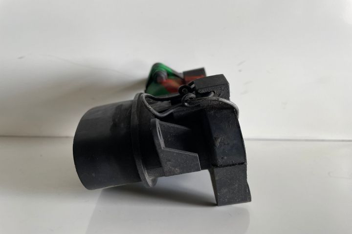 Debitmetru aer  Bosch 98090430 Renault Clio a 2-a generatie seria